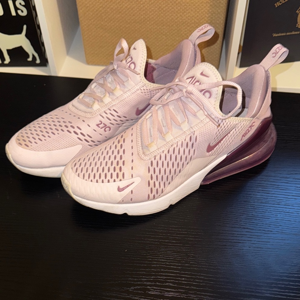Nike Women's Air Max 270 in Soft Purple